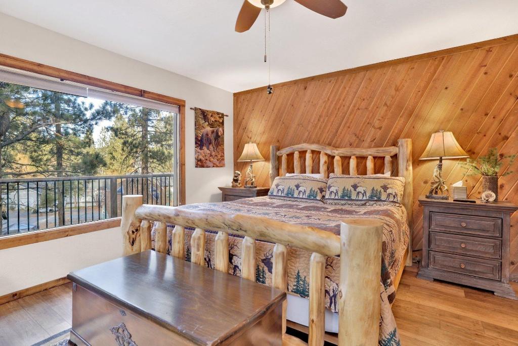 Mockingbird Mountain Getaway 2380
