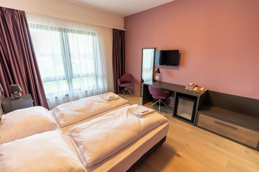 A22 Hotel Gya L