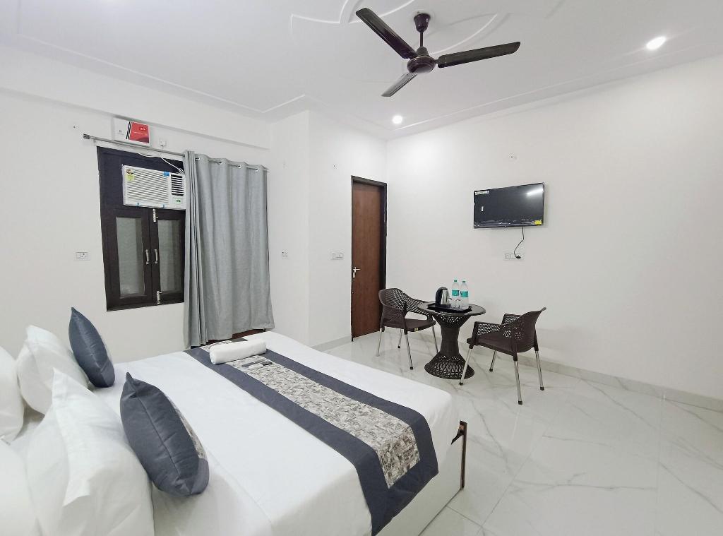 Hotel Krishna Tower