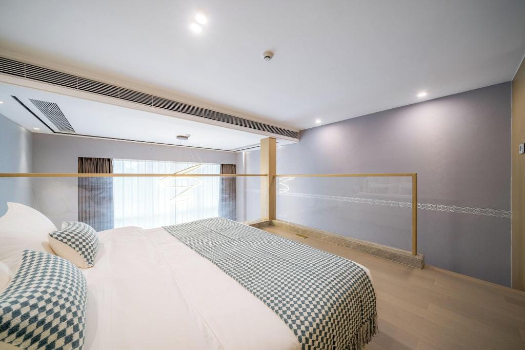 F Town Fangtang Hotel Shenzhen City