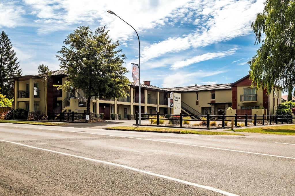 Tussock Peak Lodge