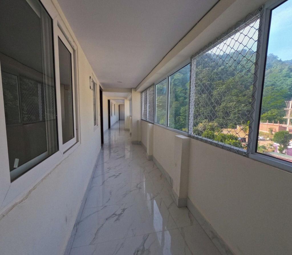 Hotel Aastha Height