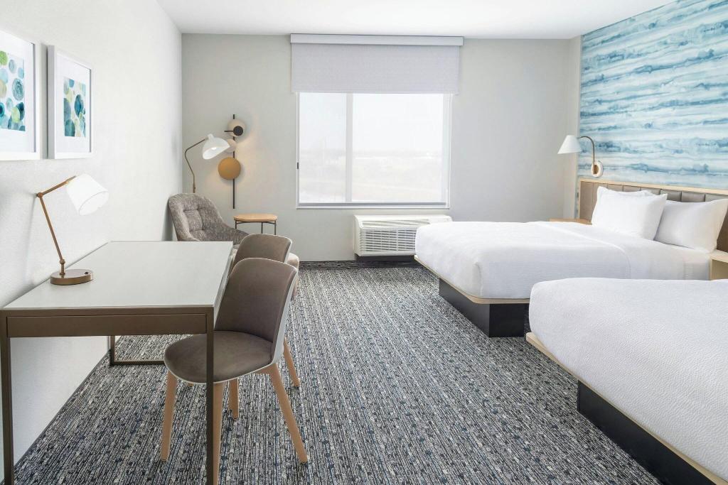 Towneplace Suites By Marriott Detroit Taylor