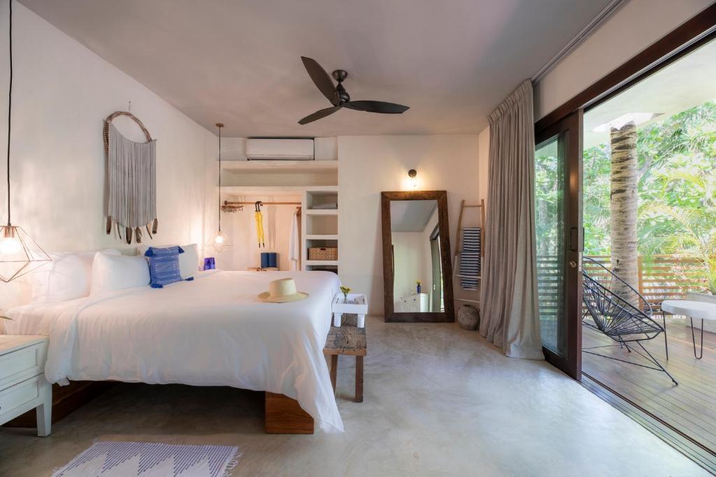 Lula Seaside Boutique Hotel