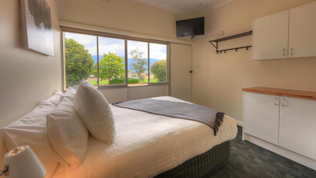 Corryong Hotel Motel