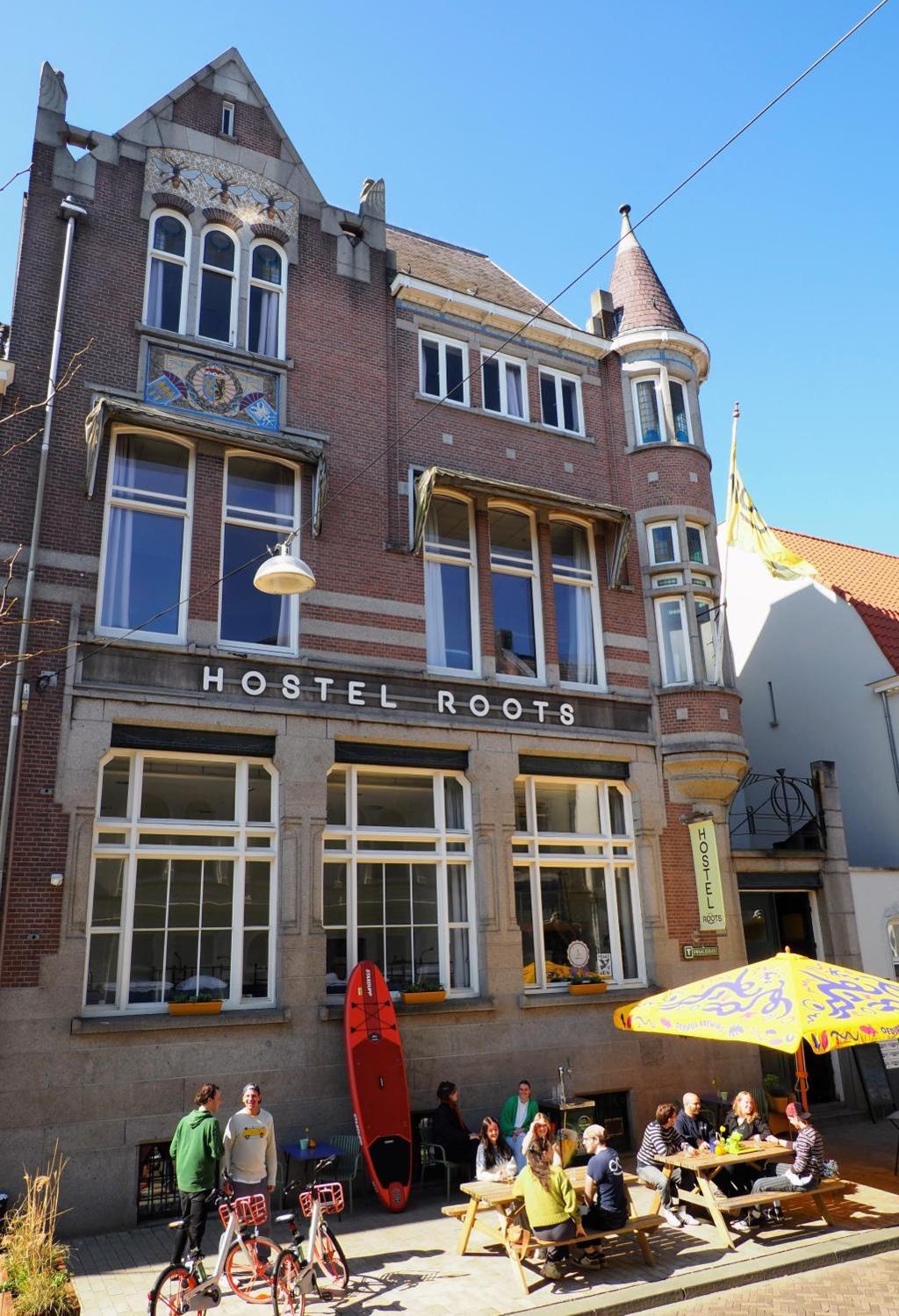 Hostel Roots