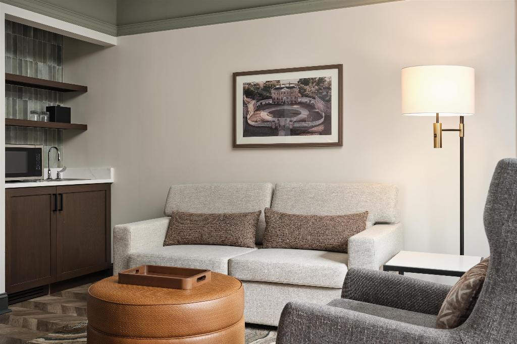 Tryon Riverfront Inn New Bern Tapestry Collection