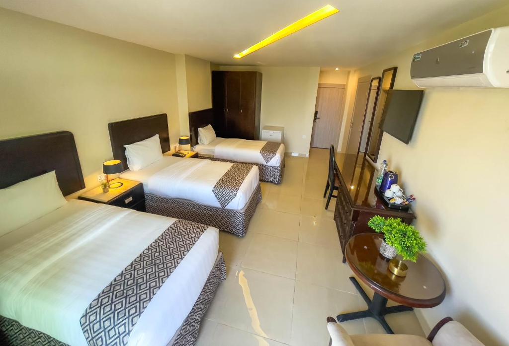hotel-thumb