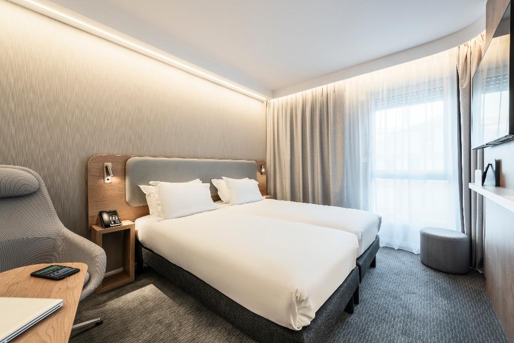 Holiday Inn Express & Suites Reims Rives De Vesle