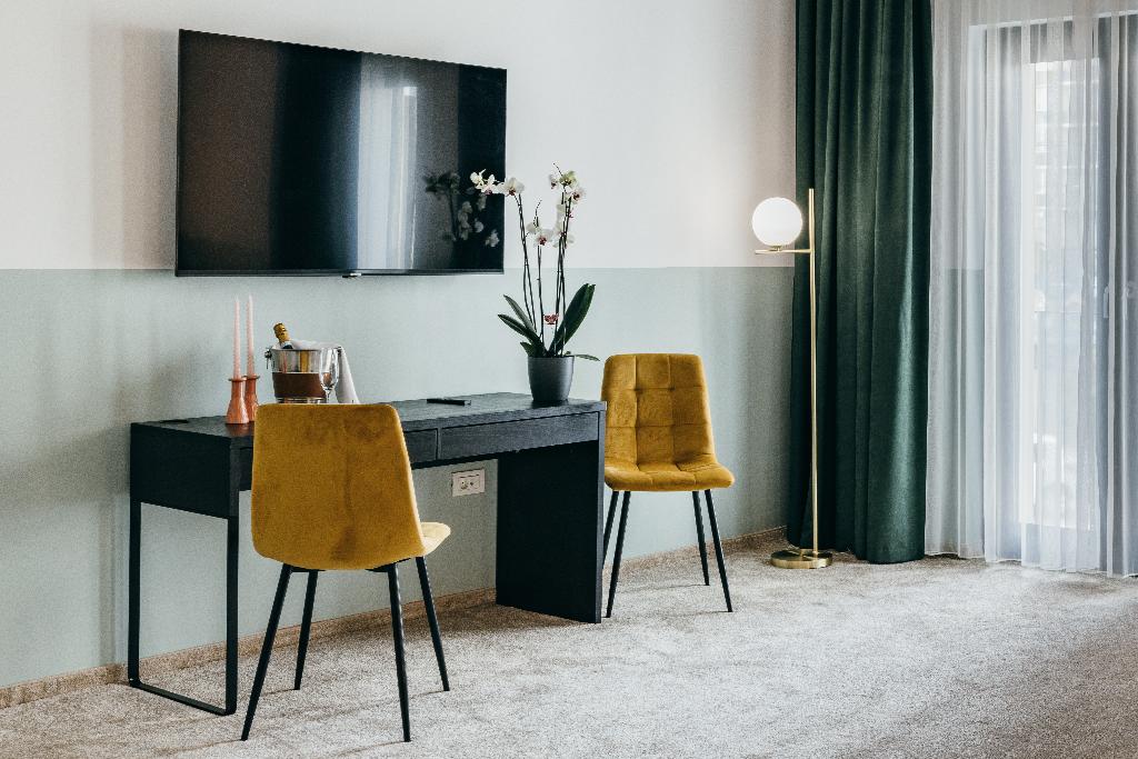 Agora Hotel