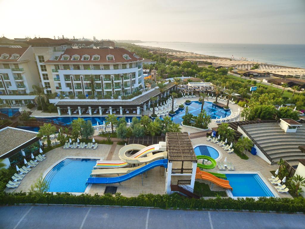 Sunis Evren Beach Resort 5*