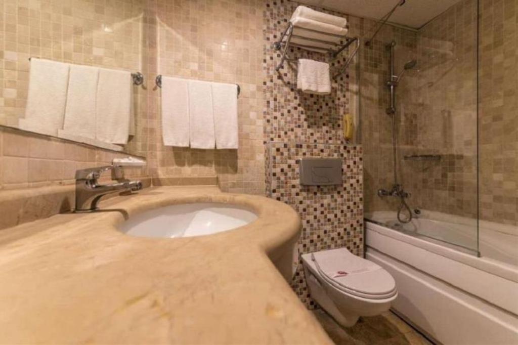 hotel-thumb