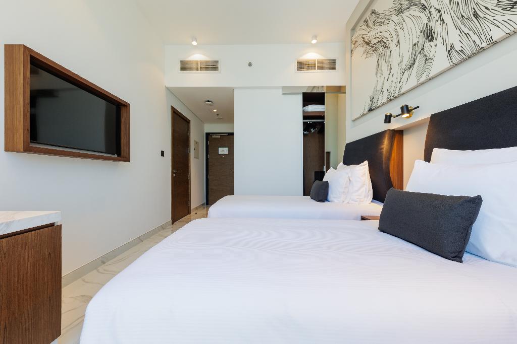 hotel-thumb