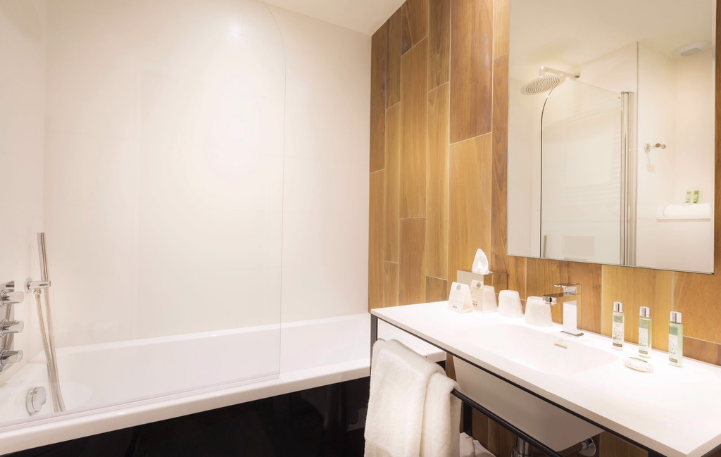 Quality Hotel Acanthe - Boulogne Billancourt