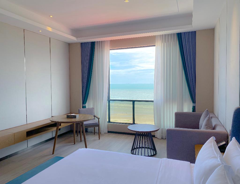 Donghu Resort Hotel