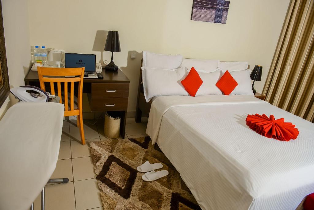 One Click Hotel