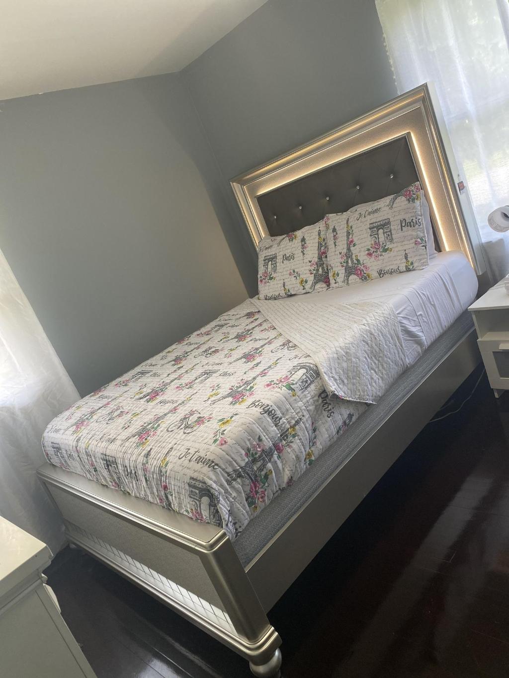 Akeem S Guest House