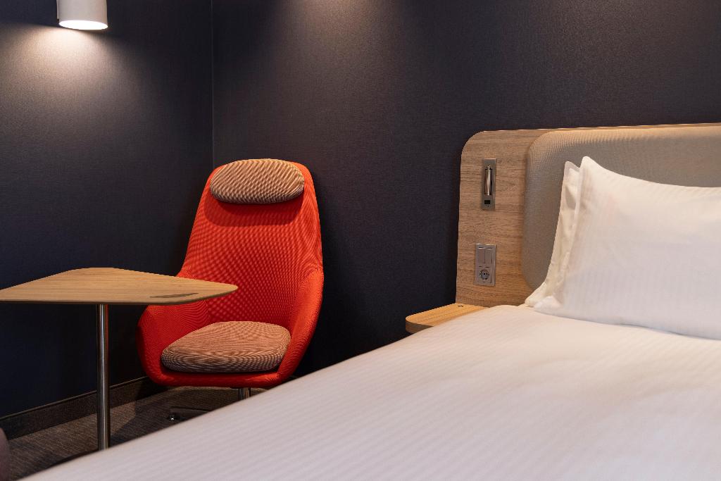 Holiday Inn Express & Suites Sion
