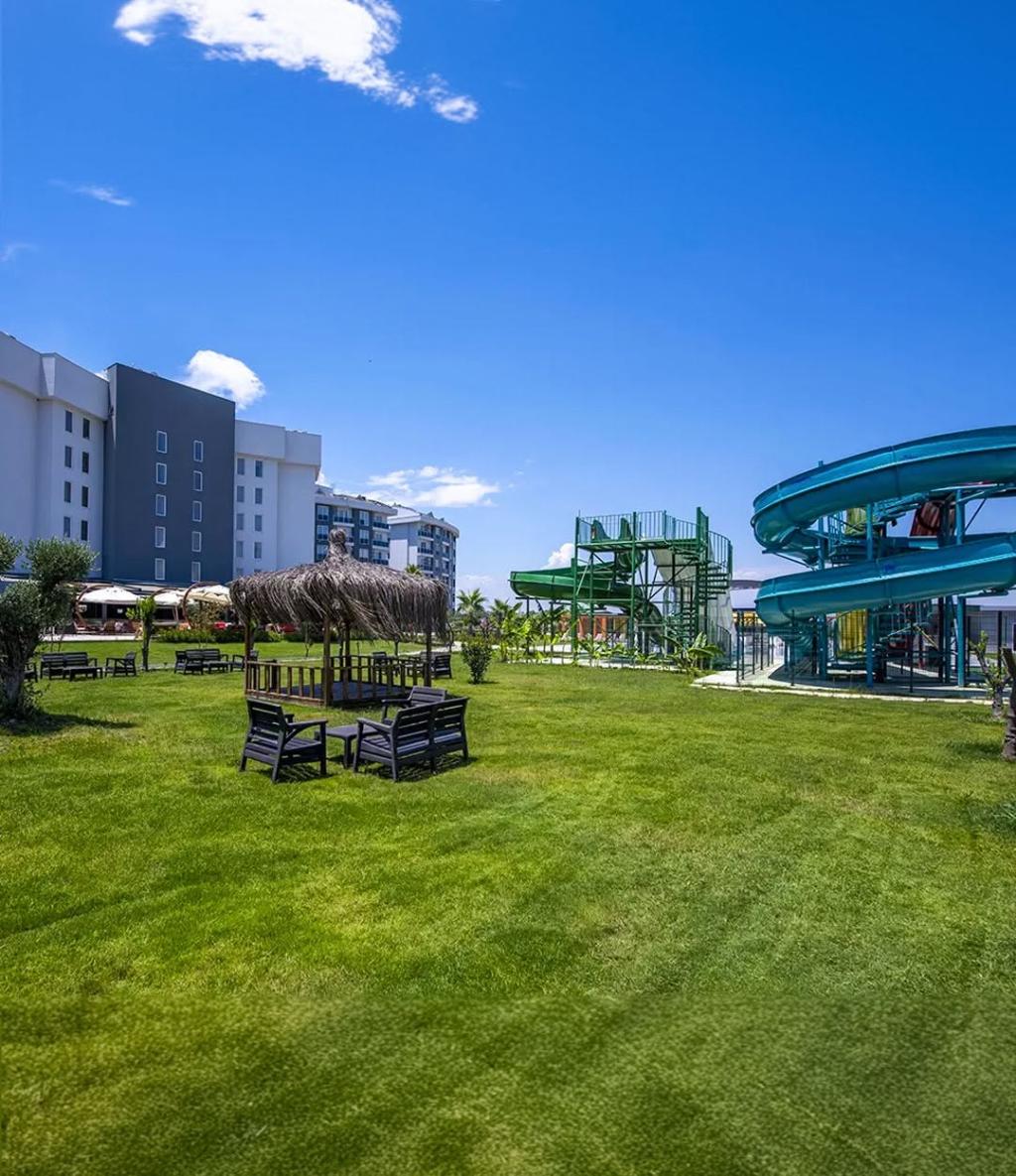 Zeyda Lara Hotel 4*