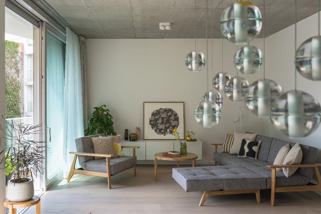 Carlotta Apartments
