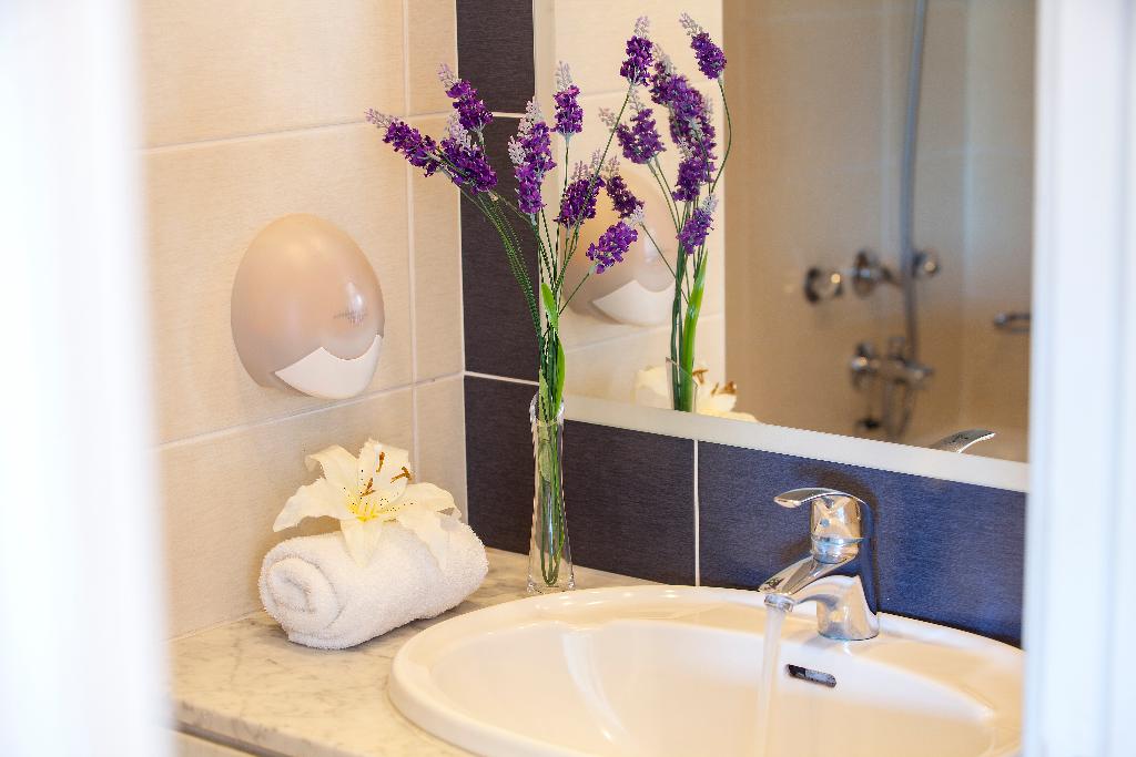 Mayfair  Hotel