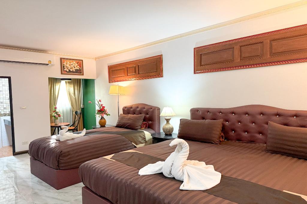 Chiangmai Lanna & Modern Loft Hotel By Zuzu