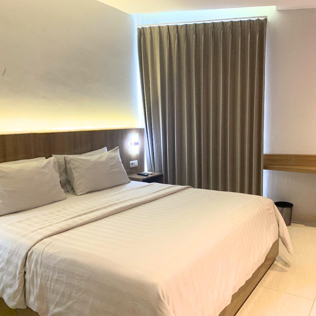 Surabaya River View Hotel