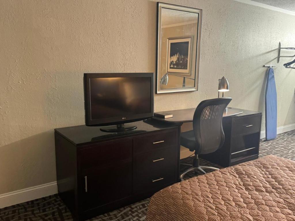 Winston Salem Inn And Suites