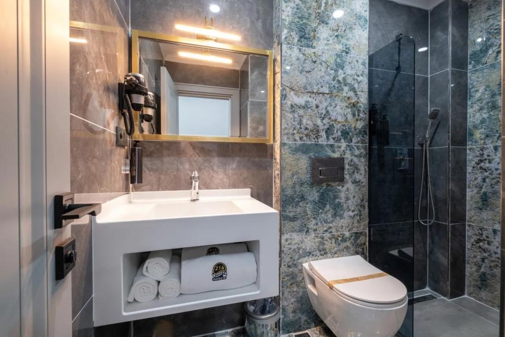 216 Prestige Hotel