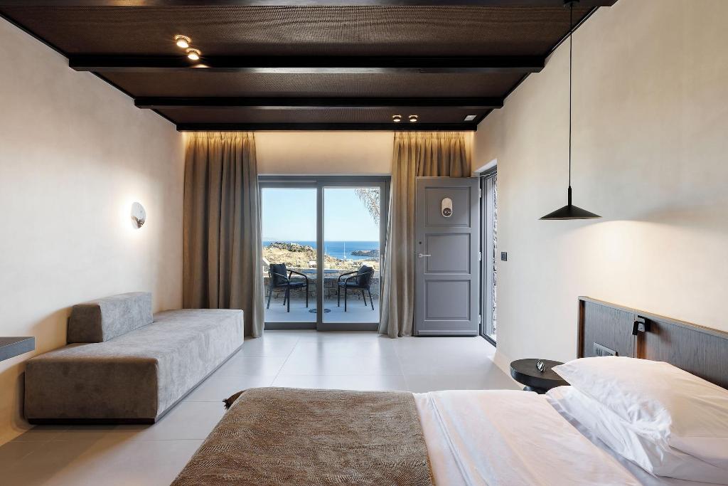 Maximus Mykonos