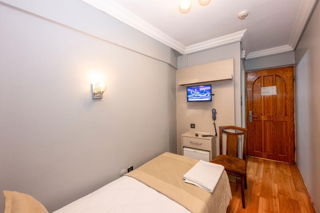 Saray Hotel