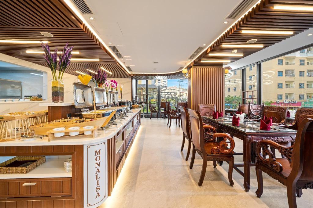 Monalisa Luxury Hotel