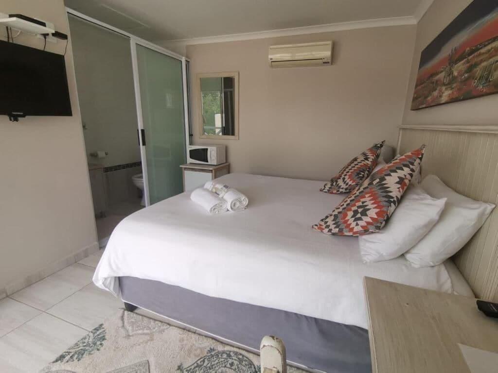 Rene S Guest House