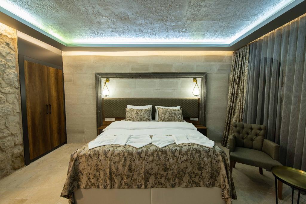 Ahiyan Hotel