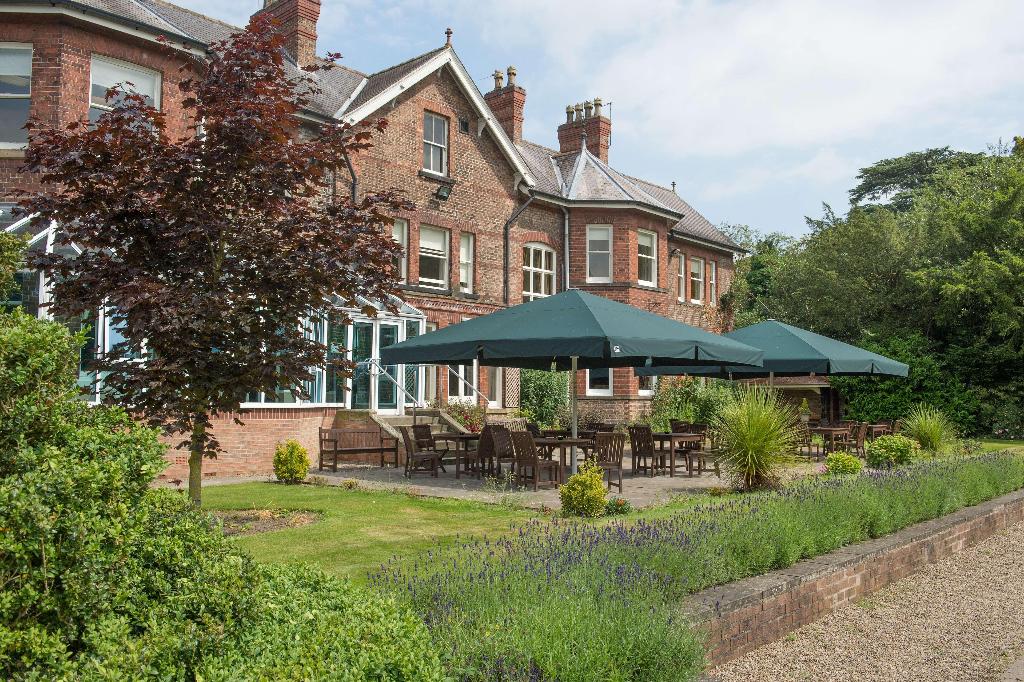 Burn Hall Hotel