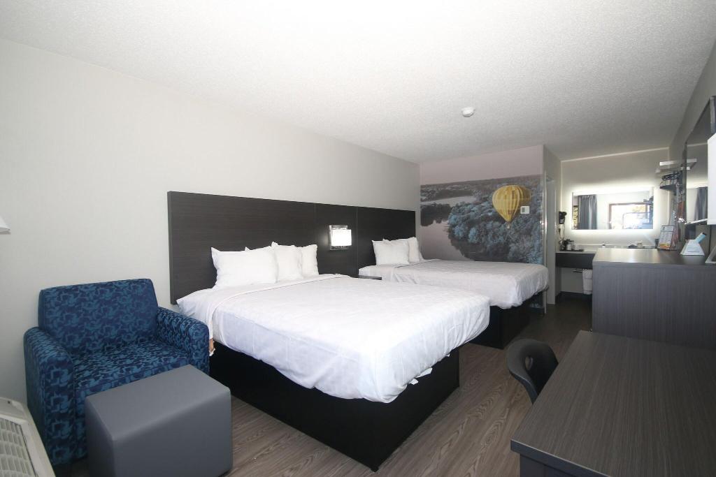 Clarion Pointe Statesville