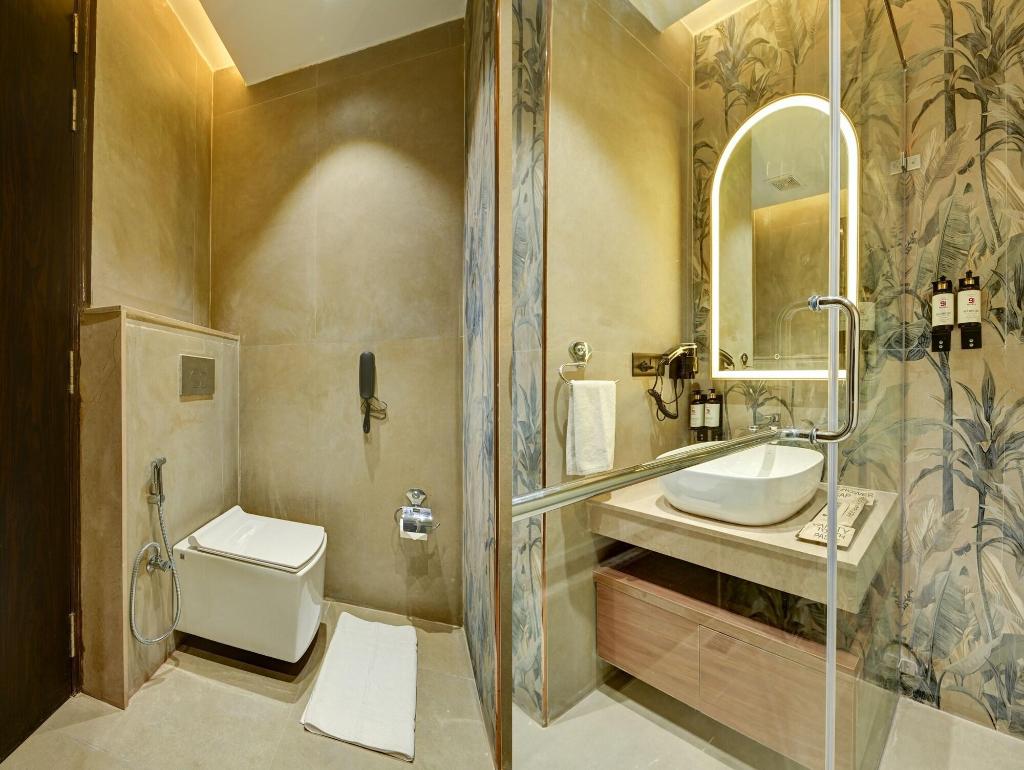 Hotel 91 City Centre Sector 52