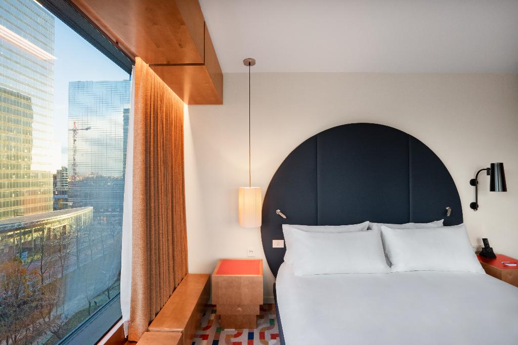 The Standard, Brussels