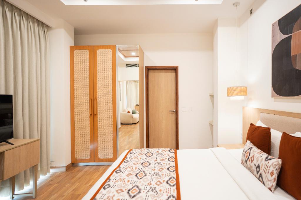 AR Suites KLJ Square