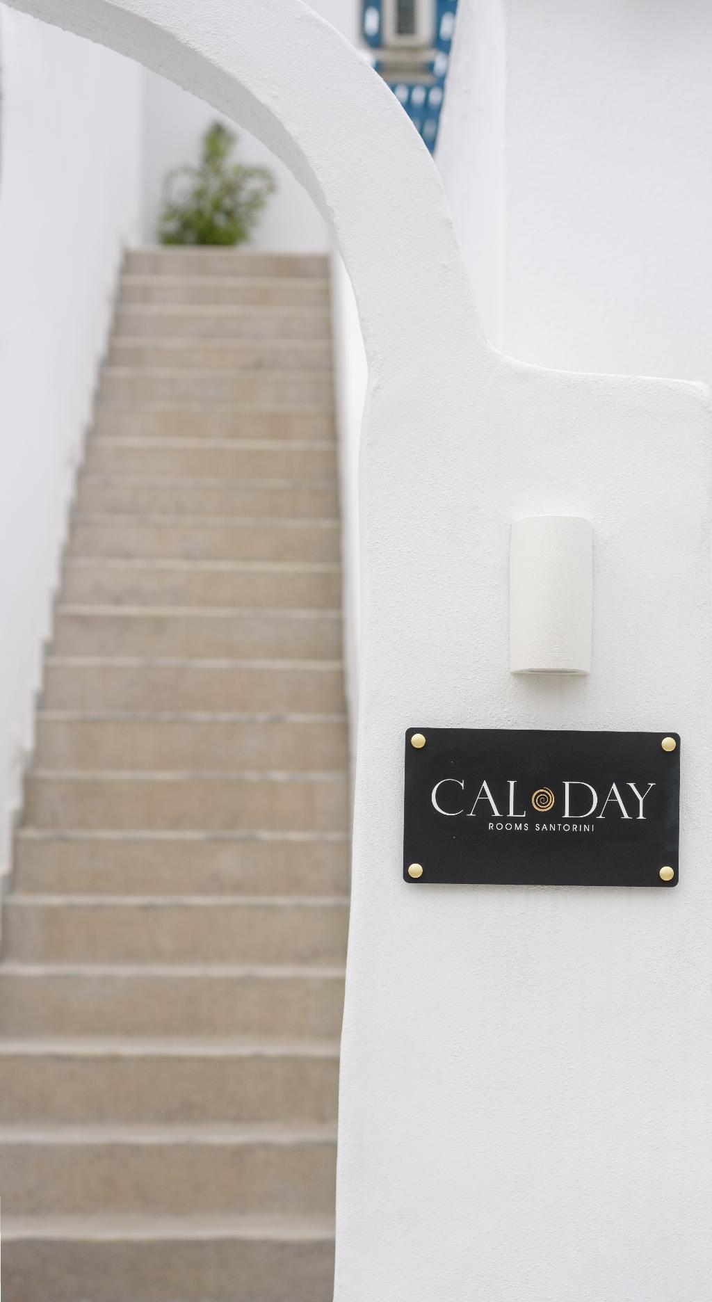 Cal Day Rooms Santorini