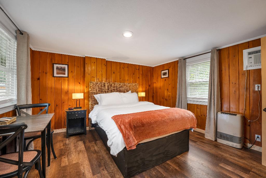 The Inn & More