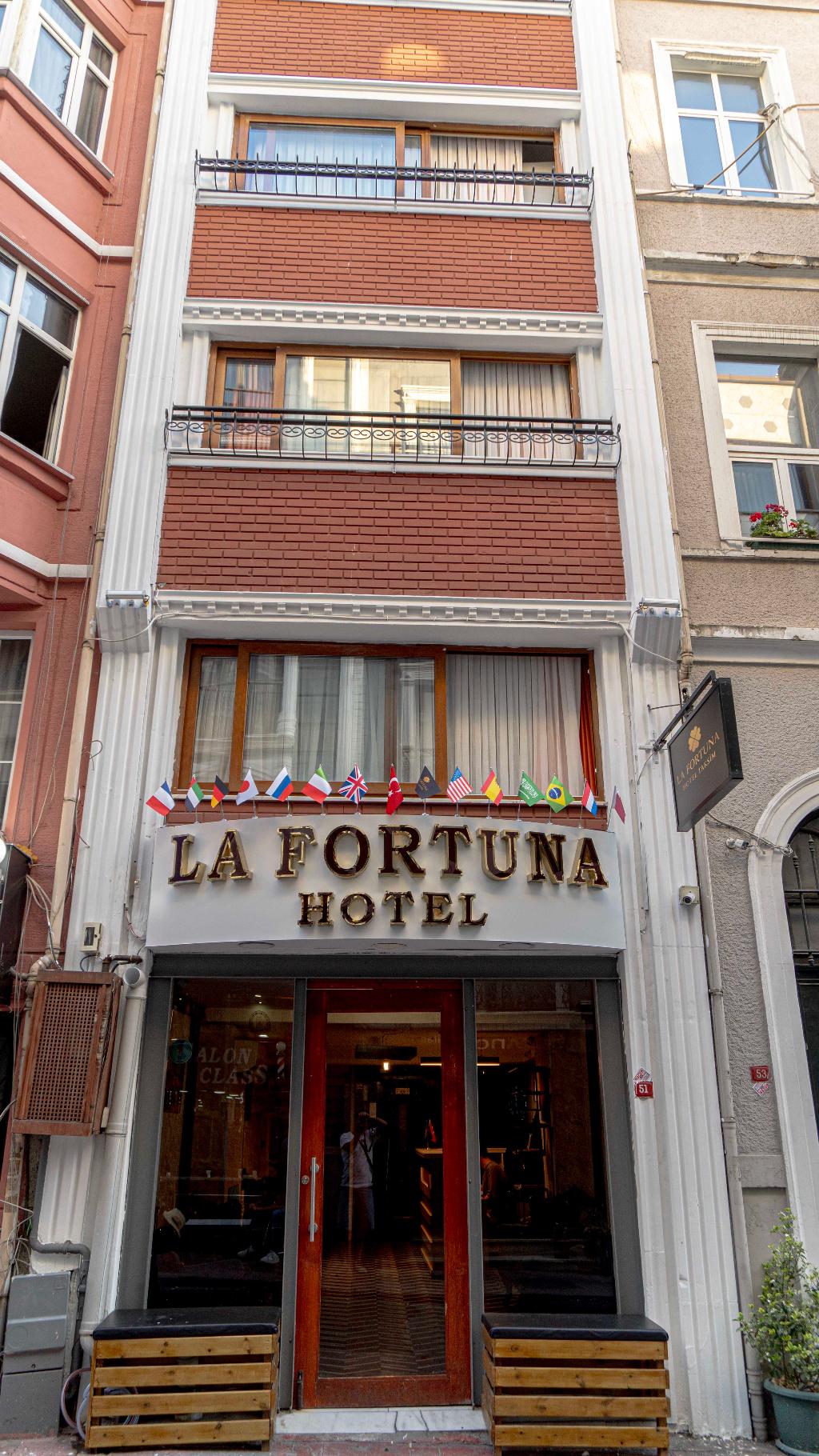 La Fortuna Hotel