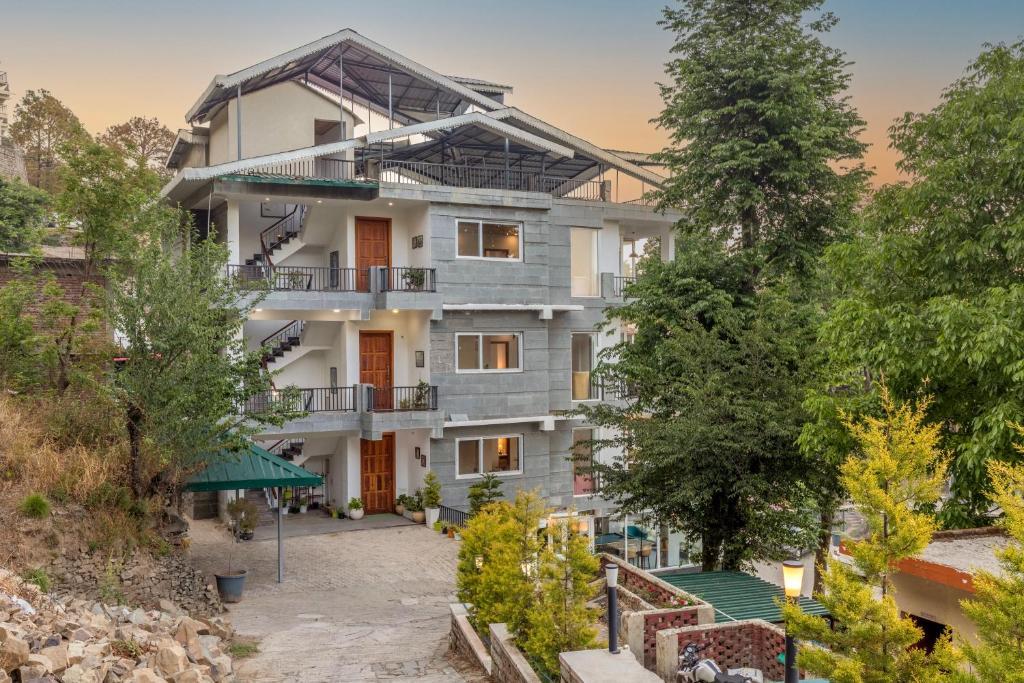 Alaya Stays By Elivaas Livelife - Kasauli, Kasauli
