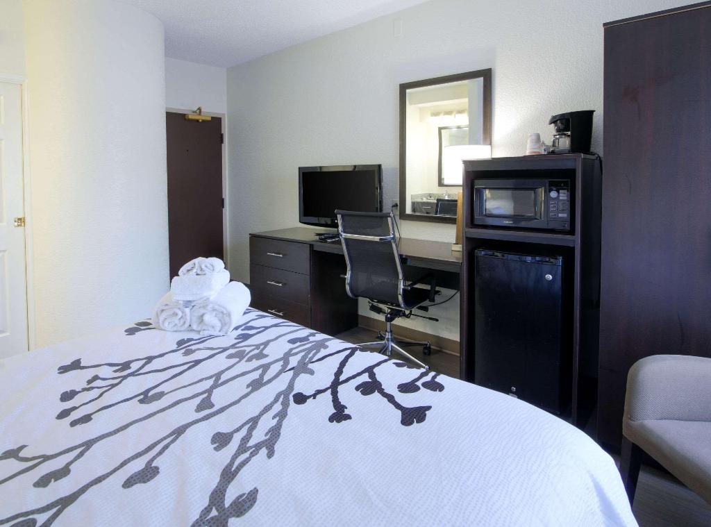 Sleep Inn & Suites Chesapeake - Portsmouth