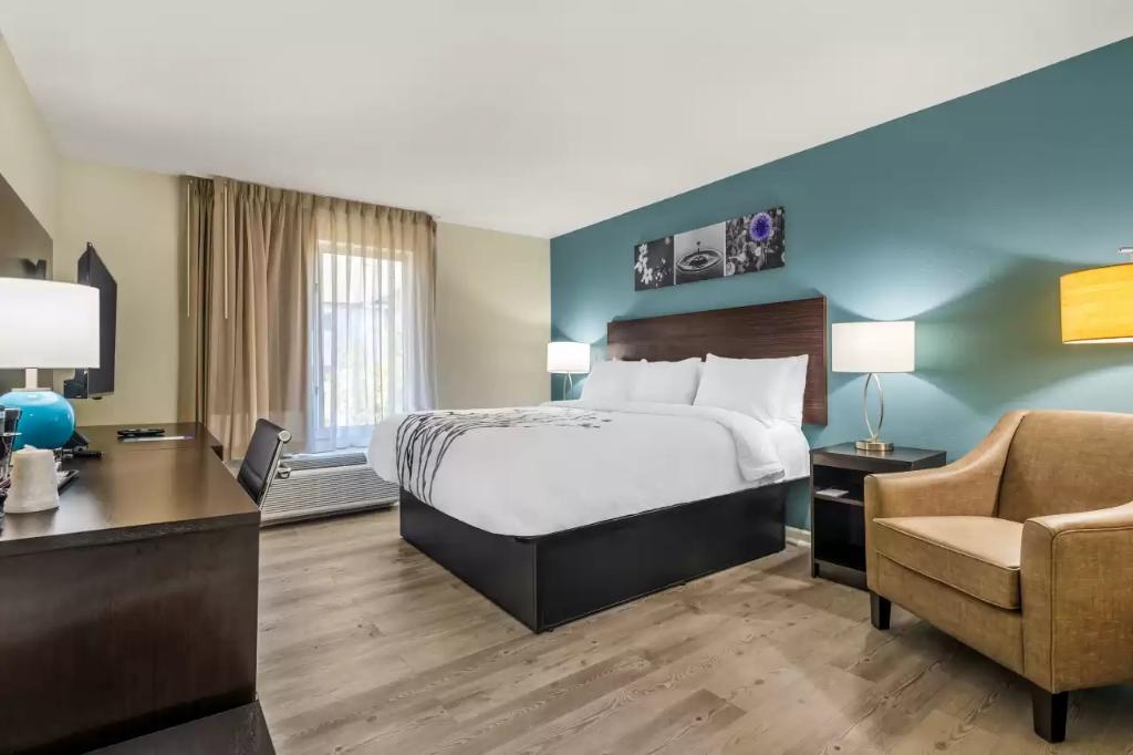 Sleep Inn & Suites Newport News City Center Area