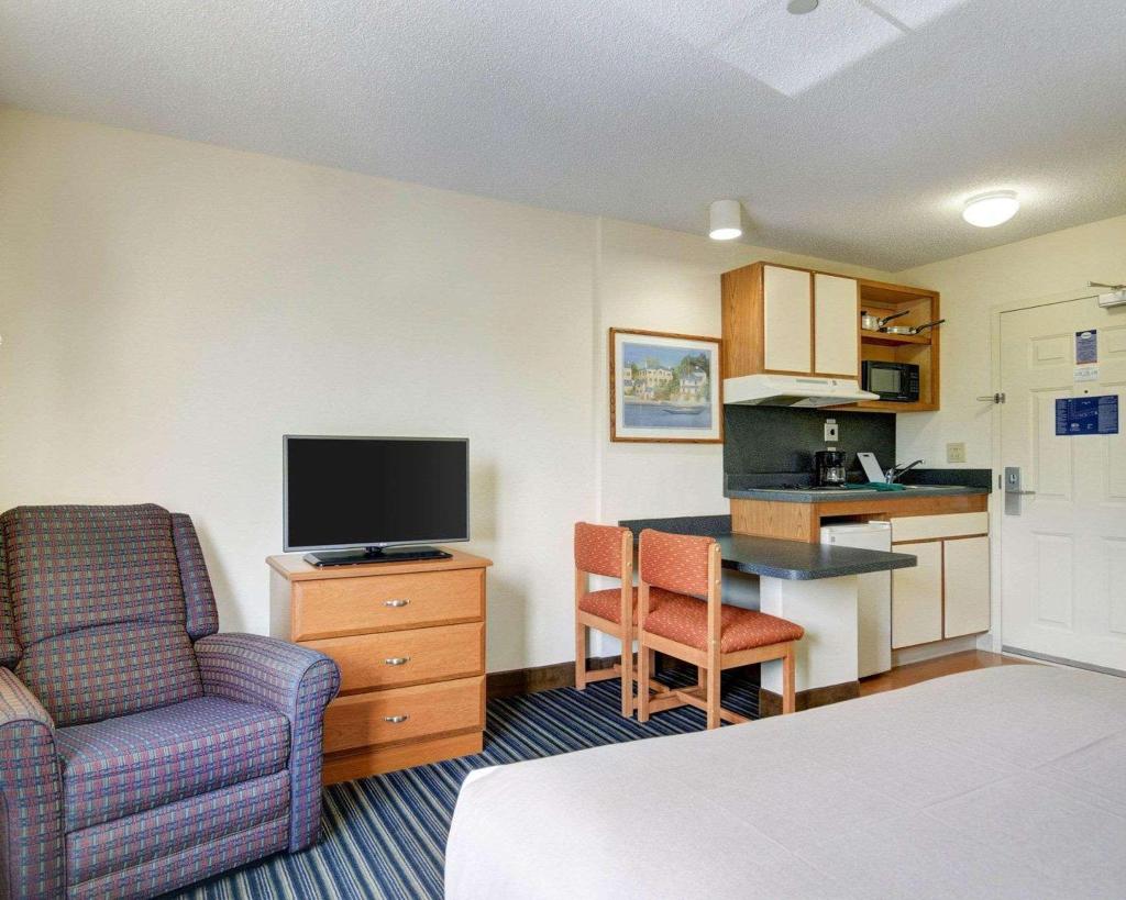 Suburban Studios Sterling - Washington Dulles