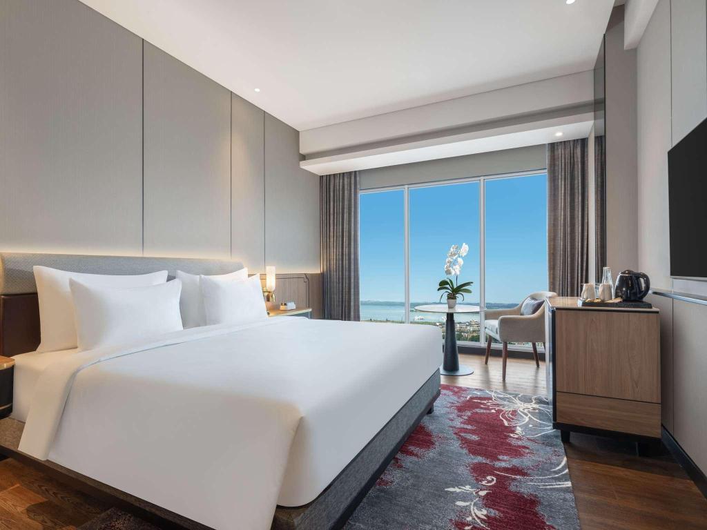 Grand Mercure Batam Centre