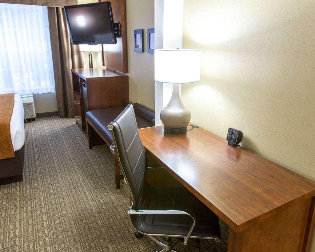 Comfort Suites Marquette