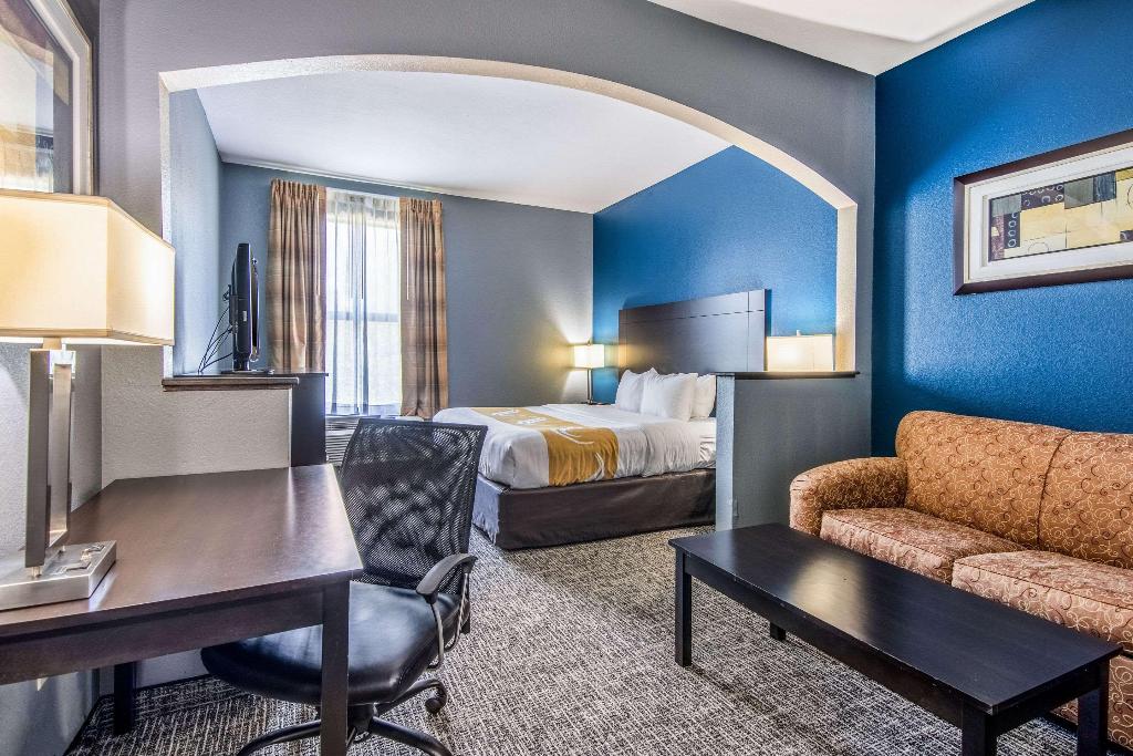 Quality Suites Maumelle - Little Rock NW