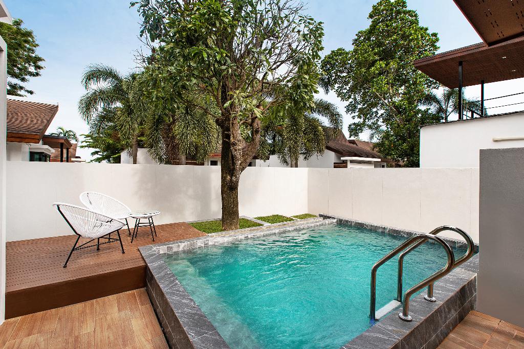 Nariya Bayfront Phuket